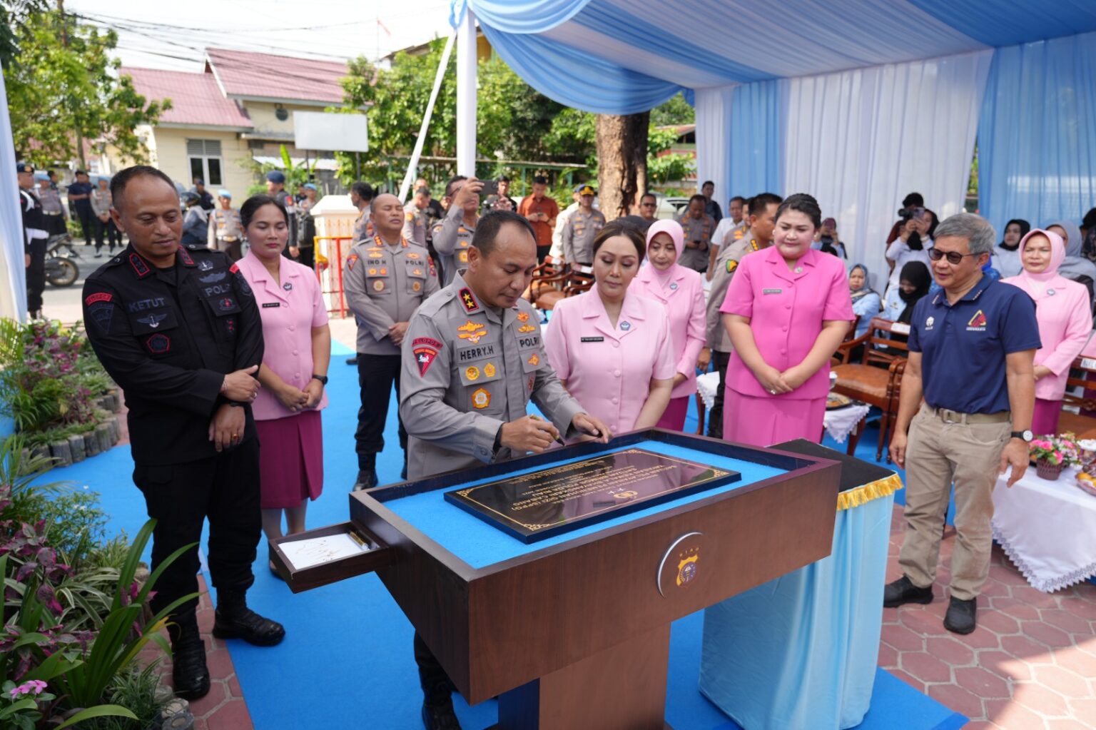 Kapolda Riau Irjen Pol Herry Heryawan Secara Resmi Meluncurkan SPPG
